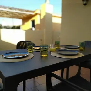 Apartamento Yellow Duplex Free Parking&terrace, Málaga